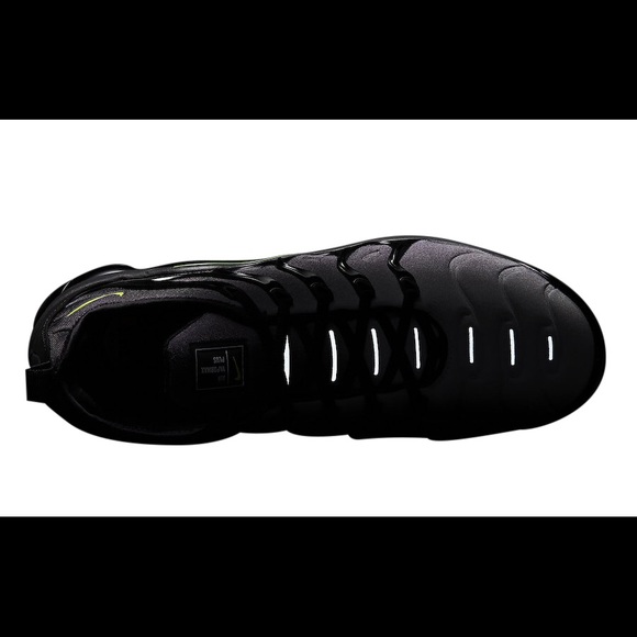 Nike Vapourmax Plus Black/Volt - White - New US 10 - Picture 6 of 7